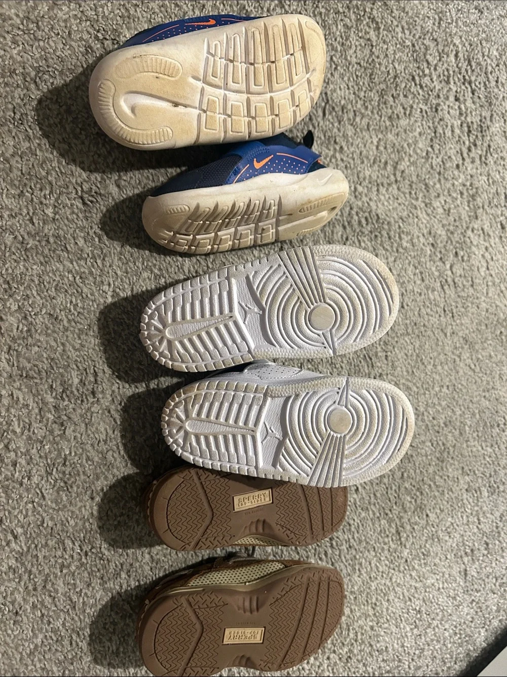 Nike nikes size